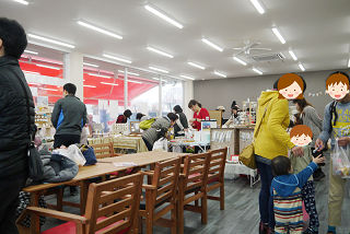 予想以上の来客です。